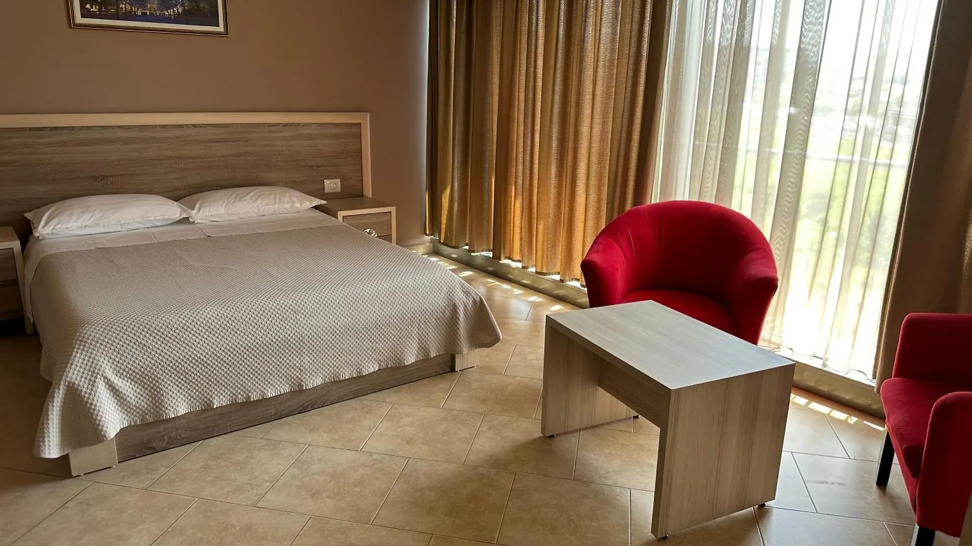 Hotel Terminal Tirana Bregu i Lumit